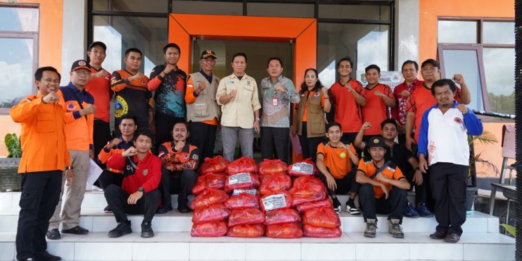 Banjir di Katingan, Gubernur Kalteng Tugaskan Sahli KSDM Suhaemi Salurkan Bantuan