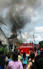 Sijago Merah Telan 6 Rumah di Tanjungbalai