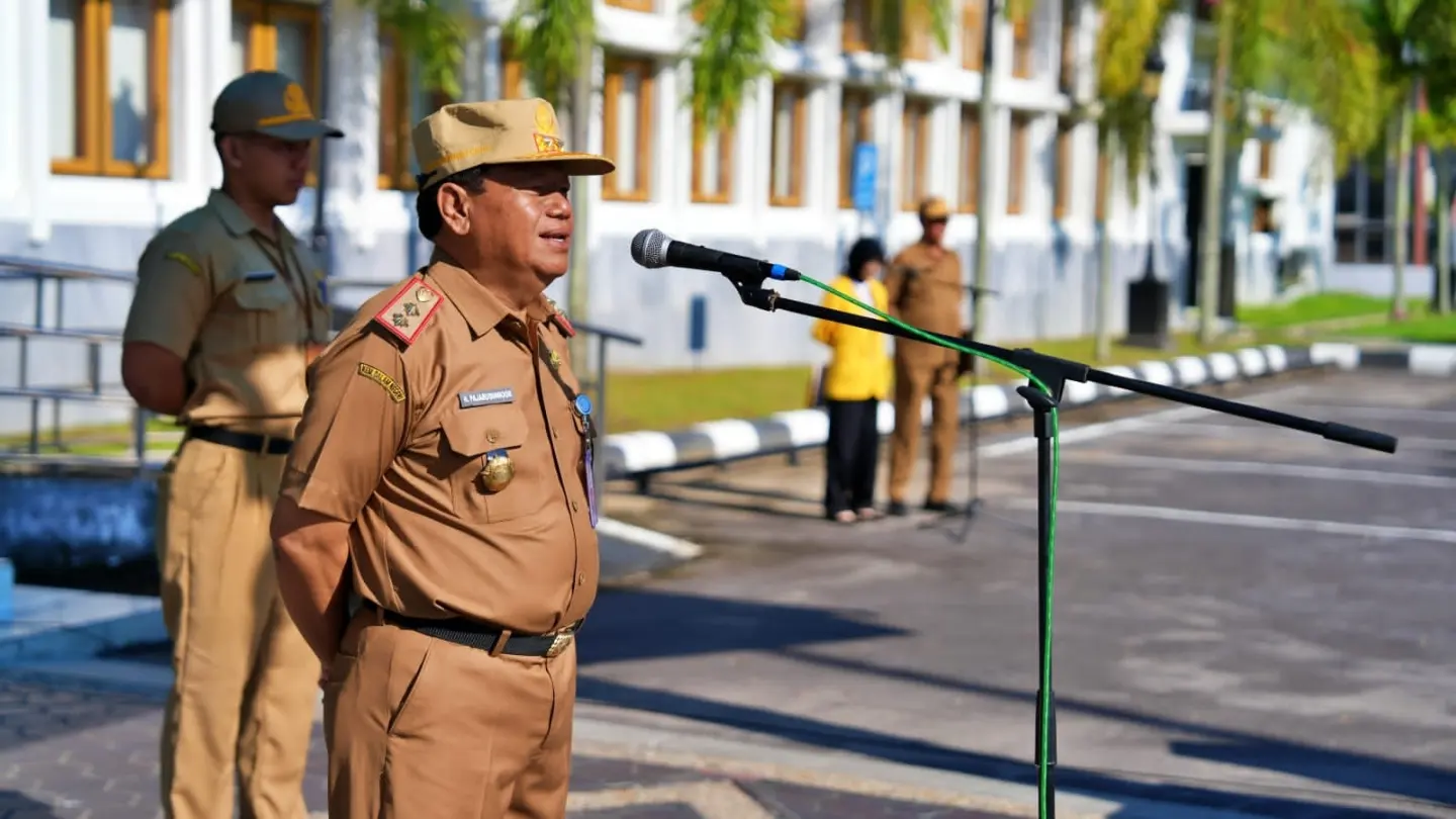Sekretariat DPRD Kalteng Laksanakan Apel Pagi dan Halalbihalal