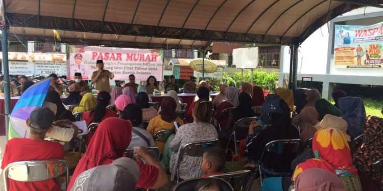 Pasar Murah di Pendang Disambut Antusias ibu-ibu