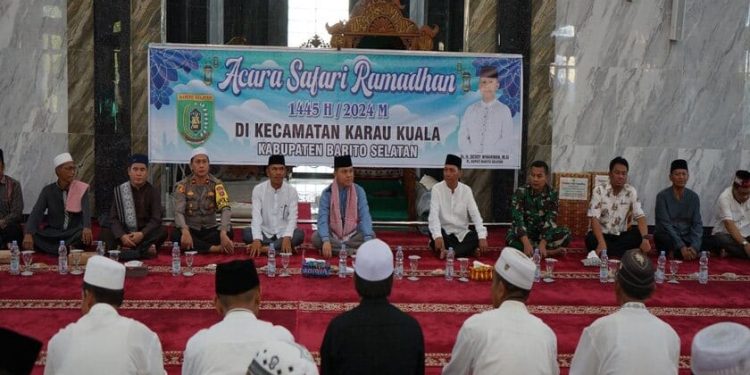 Pj Bupati Barsel Pimpin Safari Ramadhan di Kecamatan Karau Kuala