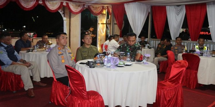 Pj Bupati Barsel Ikuti Vidcon Dengan Kapolda Kalteng