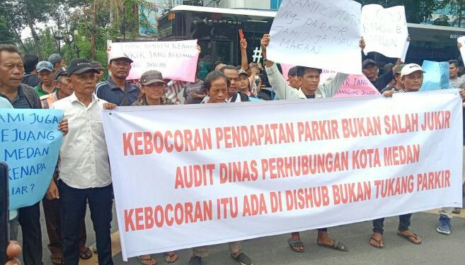 Unjuk Rasa Puluhan Jukir Tidak Ditanggapi Wali Kota Medan