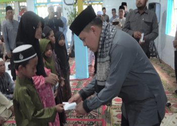 Pj Bupati Barsel Hadiri Kegiatan Safari di Desa Muara Talang