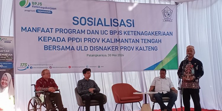 Disnakertrans Prov. Kalteng dan BPJS Ketenagakerjaan Sosialisasikan Program Jamsostek ke Penyandang Disabilitas