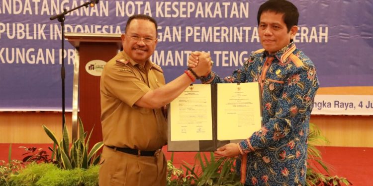 Pemprov Kalteng dan Ombudsman RI Tandatangani Nota Kesepakatan Peningkatan Kualitas Pelayanan Publik