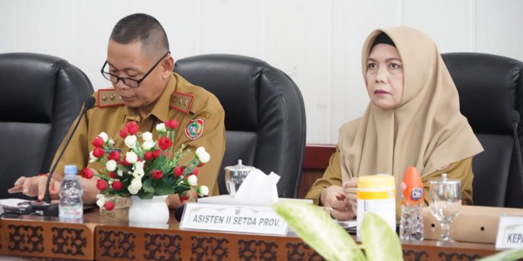 Tekan Laju Inflasi, Asisten Ekbang Sri Widanarni Minta Kabupaten/Kota Gencarkan Pasar Murah