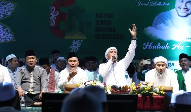 Pemprov Gelar Kalteng Bersholawat bersama Habib Ali Zainal Abidin Assegaf dan Habib Muhammad Farid Al-Muthohar di Pangkalan Bun