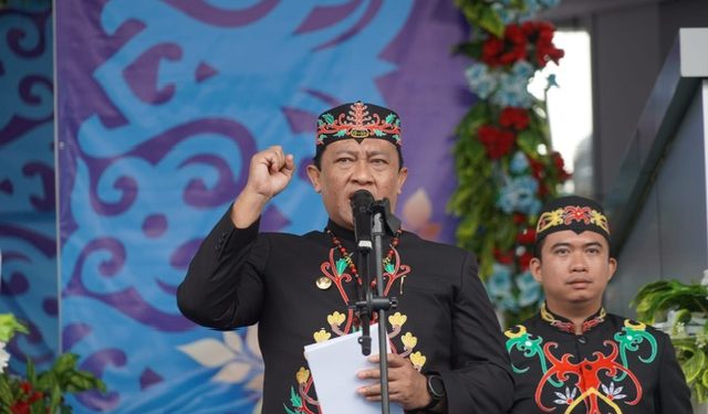 Wagub Edy Pratowo Pimpin Upacara Peringatan Hari Jadi Ke-74 Kabupaten Barito Utara