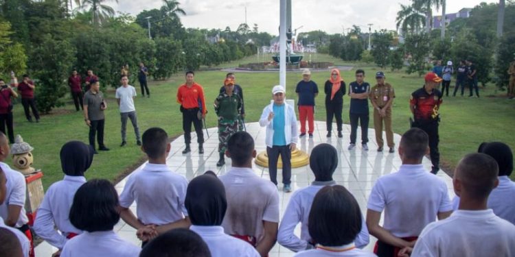 Gubernur Sugianto Sabran Bertatap Muka Dengan Calon Paskibraka dan Insan Pers