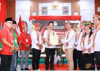 Nadalsyah-SHD Pasangan Terakhir Mendaftar Ke KPU Kalteng