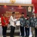 Rojikinnor-Vina Pendaftar Pertama di KPU Kota Palangka Raya
