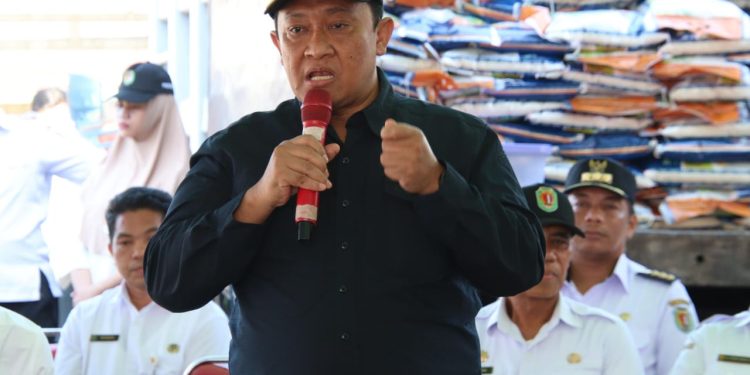 Kendalikan Inflasi, Wagub Edy Pratowo Buka Pasar Murah di Beberapa Titik