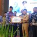 Gubernur Kalteng Berikan Piagam Penghargaan Pada Peringatan Harganas dan HAN Tahun 2024