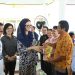 Berikan 5000 Paket Sembako di Gumas, Ketua TP-PKK Ivo Sugianto: Ini Bentuk Kepedulian Gubernur dan Jajaran di Pemprov Kalteng