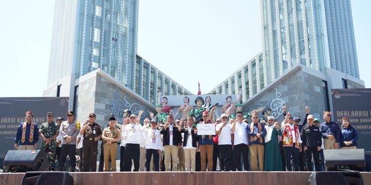 Sugianto Sabran Hadiri Deklarasi Kampanye Damai Pilgub Kalteng 2024