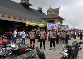 Polres Tanah Karo Siagakan Keamanan Deklarasi Damai Salah Satu Paslon Bupati di Jambur Milala Mas Kabanjahe