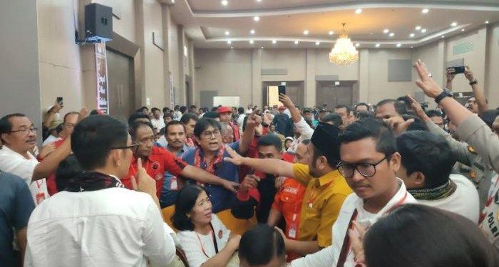 Pengundian Nomor Urut Sempat Ricuh, Ucapan Bupati Cory Dianggap Memihak Satu Paslon