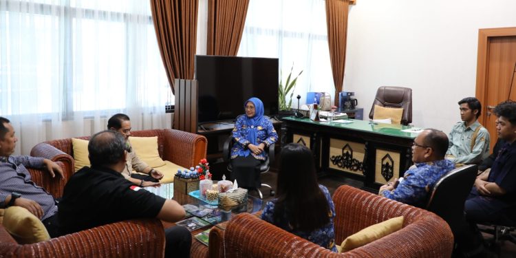 Kadis TPHP Menerima Kunjungan Perwakilan dari DPD HPDKI Kalimantan Tengah