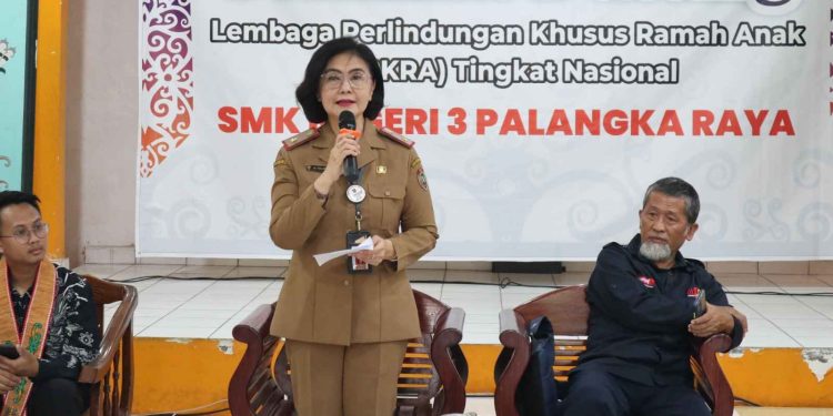 Kementerian Pemberdayaan Perempuan dan Perlindungan Anak Gelar Audit Kedua LPKRA di SMK Negeri 3 Palangka Raya