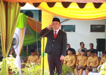Gubernur Kalteng Inspektur Upacara HUT ke-65 Kabupaten Kobar