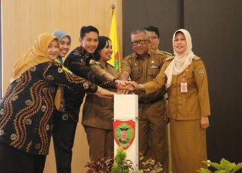 Plt Sekda Katma F Dirun Buka Sosialisasi Peraturan Kepegawaian dan Launching Penerapan SIMPEGNAS