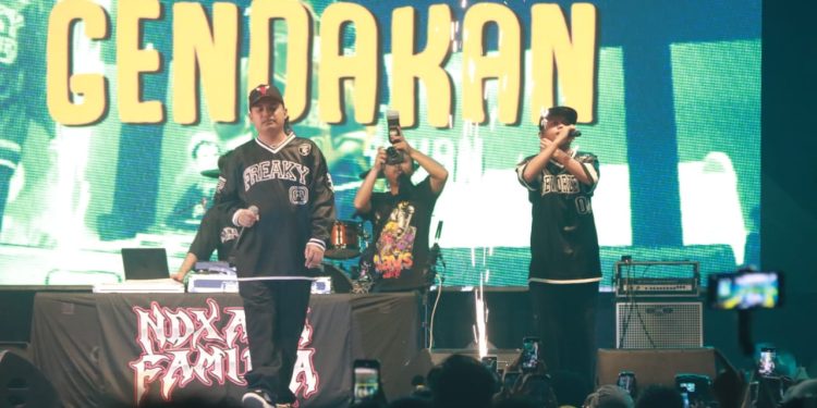 Konser Isen Mulang Berkah 2024 di Padati Ribuan Masyarakat Sampit