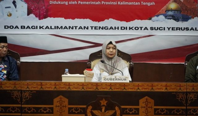 Asisten Ekbang Lepas Keberangkatan Peserta Perjalanan Religi ke Yerusalem