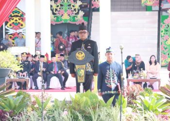 Plt Sekda Katma F Dirun Pimpin Upacara Pengibaran Bendera Peringatan Hari Sumpah Pemuda dan Ikrar Anak Bangsa
