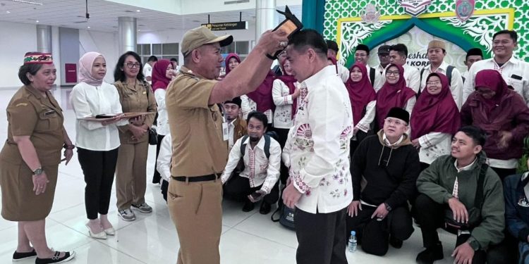 Diskominfosantik Kalteng Sambut Kedatangan Kafilah MTQ VII KORPRI Provinsi DKI Jakarta