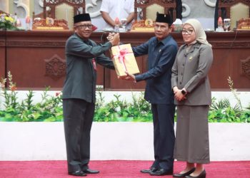 Plt Sekda Kalteng Sampaikan Pidato Gubernur Pada Rapur ke-3 Masa Persidangan I Tahun Sidang 2024-2029