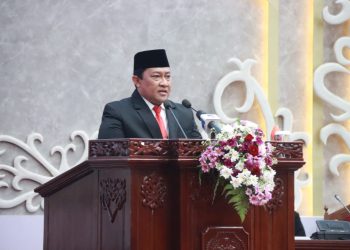 Wakil Gubernur Edy Pratowo Hadiri Pelantikan Pimpinan DPRD Kalteng Peride 2024-2029