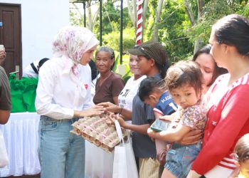 Ketua TP-PKK Kunjungi Kelompok Belajar di TPA KM.14 Tjilik Riwut Palangka Raya