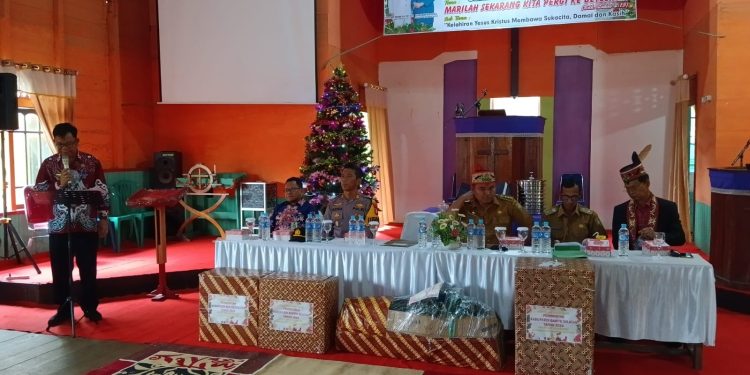 Pemkab Barsel Lakukan Safari Natal Pertama di GKE Kaharap Mahajandau Dusun Hilir