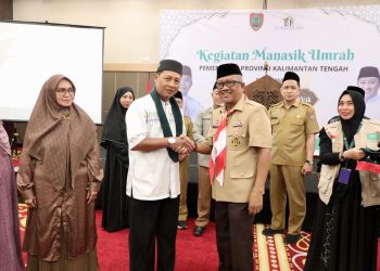 Plt Sekda M Katma F Dirun Lepas Keberangkatan 100 Jamaah Umrah