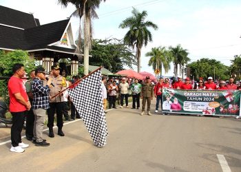 Ratusan Jemaat Kristiani di Kota Buntok Rasakan Kemeriahan Parade Natal 2024