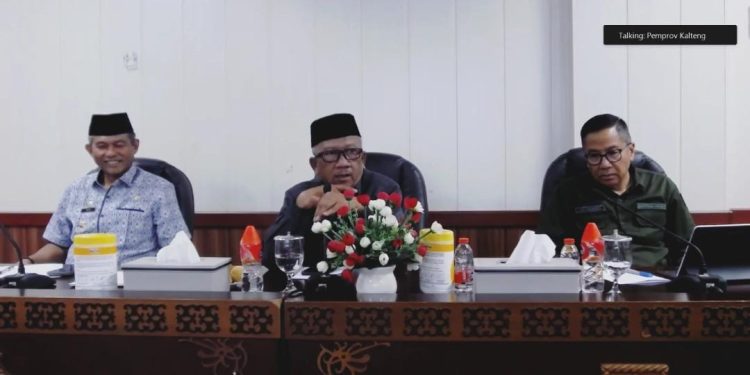 Plt. Sekda Prov Kalteng Pimpin Rapat Koordinasi Pelaksanaan Program MBG