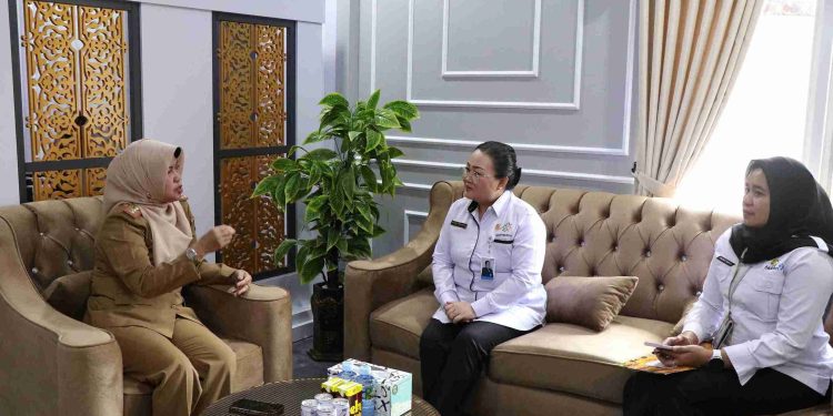 Kepala BKD Prov. Kalteng Terima Kunjungan Kepala Perwakilan BKKBN Kalteng
