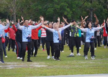 Tingkatkan Silaturahmi Antara PNS dan Pegawai Kontrak, Pemprov Kalteng Gelar Senam Pagi Bersama