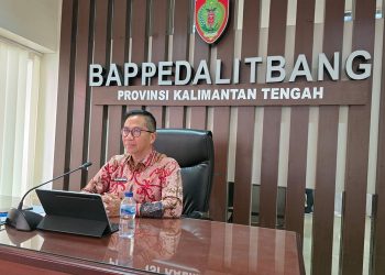 Kepala Bapperida Kalteng Sampaikan Sambutan dalam Orientasi Penyusunan RKPD Kobar 2026 Secara Daring
