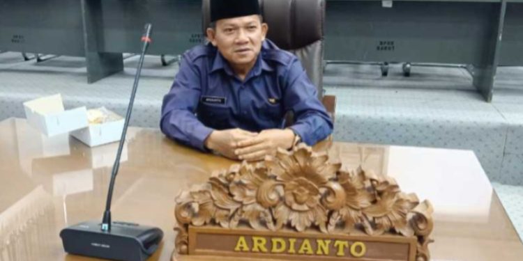 Kesejahteraan Petani Harus Diperhatikan Ungkap Legislator Ardianto