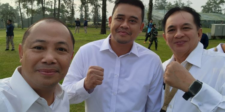 Selama Retreat di Magelang, Bupati Barsel Berbagi Pengalaman Bersama Kepala Daerah