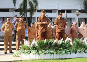 Bupati Eddy Raya Pimpin Apel Besar di Halaman Kantor Pemkab