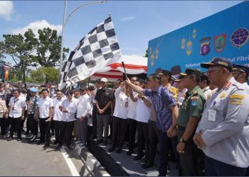 Wagub Edy Pratowo Lepas Peserta Angkutan Mudik Gratis