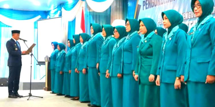 Bupati Rahmat Trianto Tegaskan Tim Penggerak PKK Memiliki Peran Strategis Dalam Pembangunan Daerah