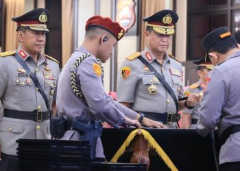 Kapolri Lantik Kapolda Kalteng Irjen Pol Iwan Kurniawan