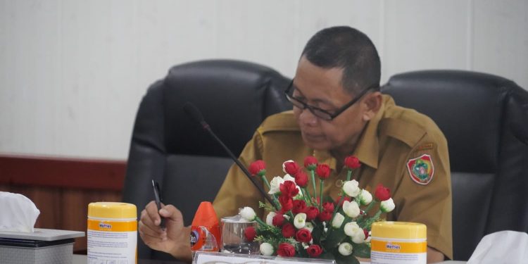 Sahli Gubernur Hadiri Rakor Pengendalian Inflasi M3 April 2025 dan Sosialisasi Sekolah Rakyat