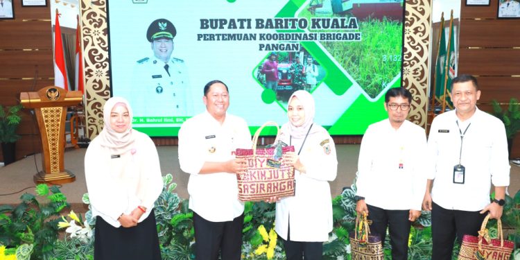 Bupati Ajak Brigade Pangan Turun ke Lapangan Kembangkan Pertanian Kabupaten Batola