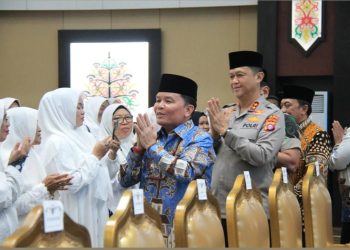 Gubernur Agustiar Sabran Silaturahmi Dengan Jamaah Calon Haji Kalteng