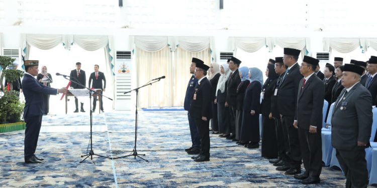 Gubernur Agustiar Sabran Lantik Pejabat Pimpinan Tinggi Pratama Lingkup Pemprov Kalteng